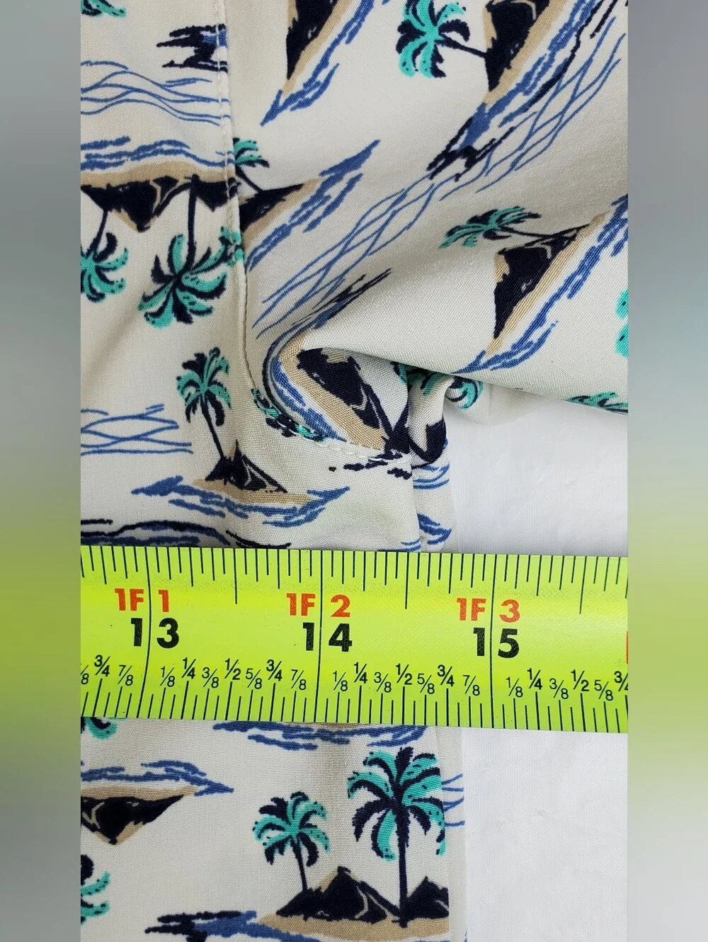 Eddie Bauer Boys Stretch Hawaiian Island All Over Print Camp Shirt- Size 8 - GUC